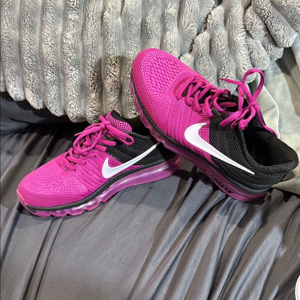 Nike Women's Pink and Black Running Shoes